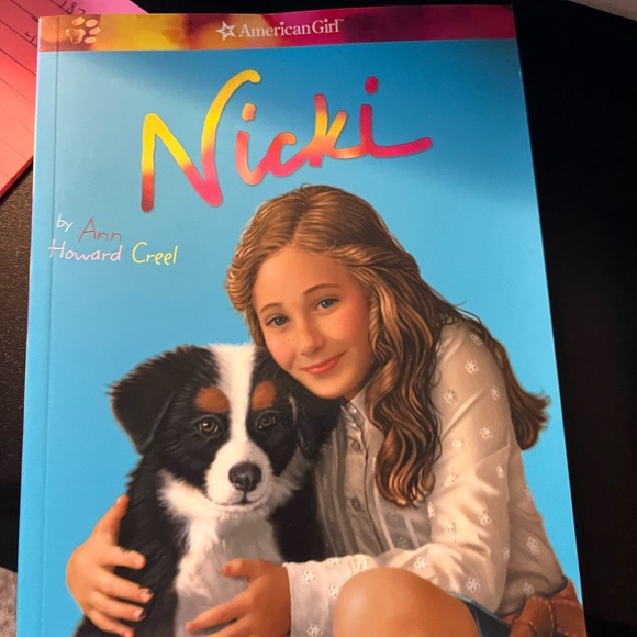 Books - Picture 4 of 6